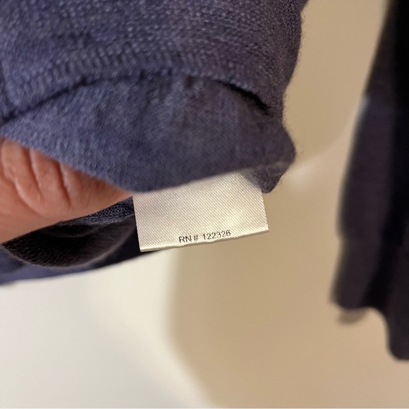 J. Hilburn Merino Cashmere V-neck Sweater in Purple size XL - Picture 5 of 7